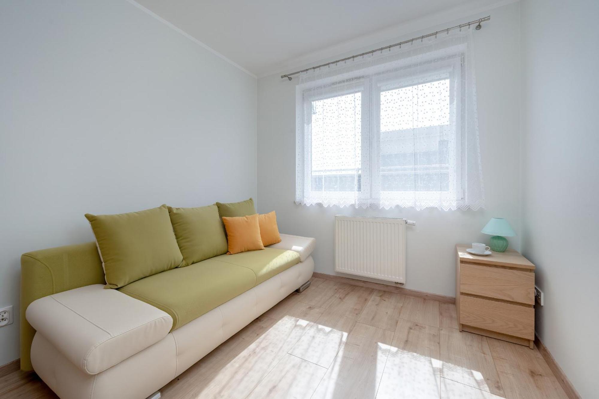 Beautiful With A Spacious Balcony In By Renters Breslavia