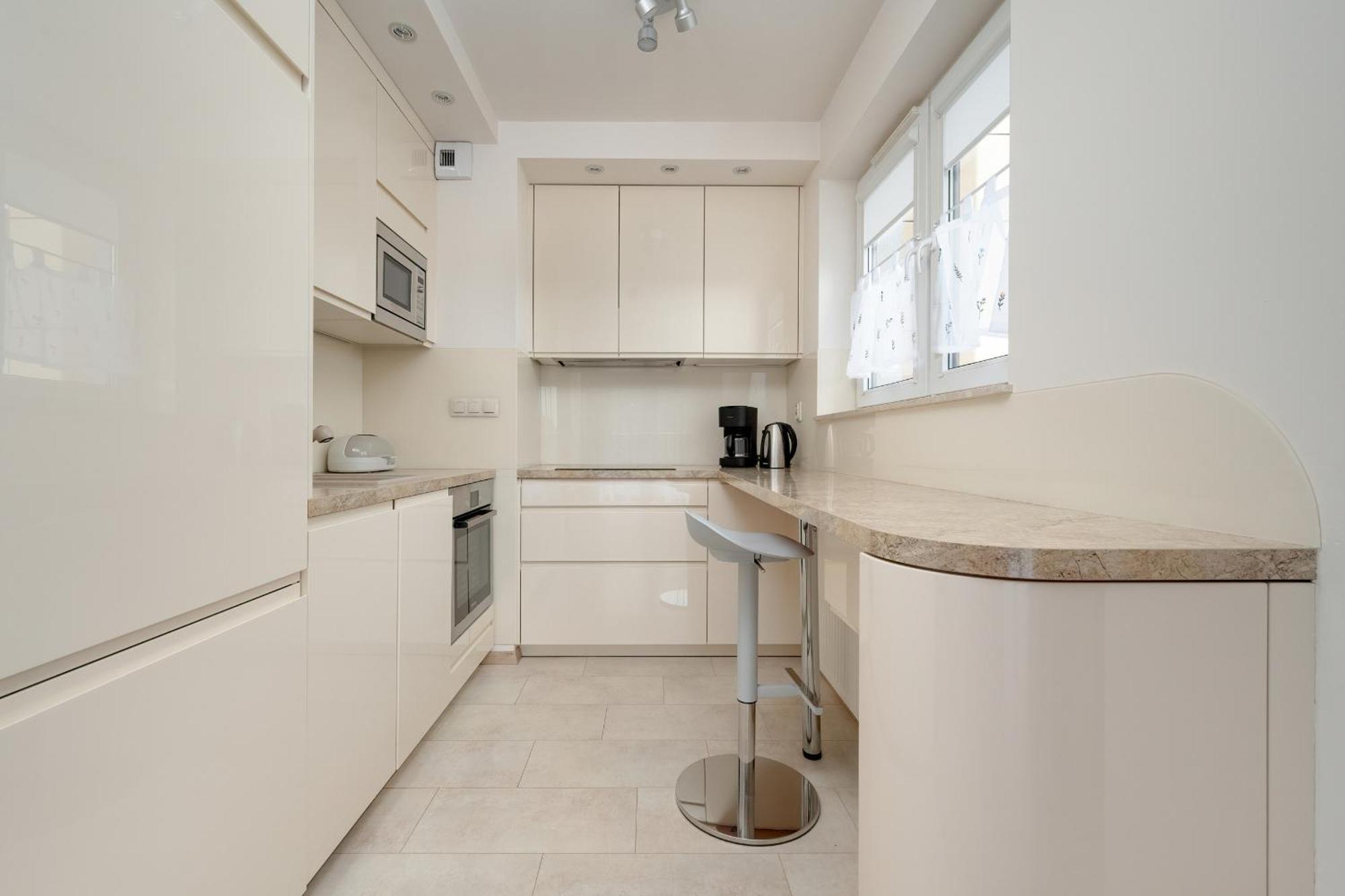 Apartment Beautiful With A Spacious Balcony In By Renters Wroclaw