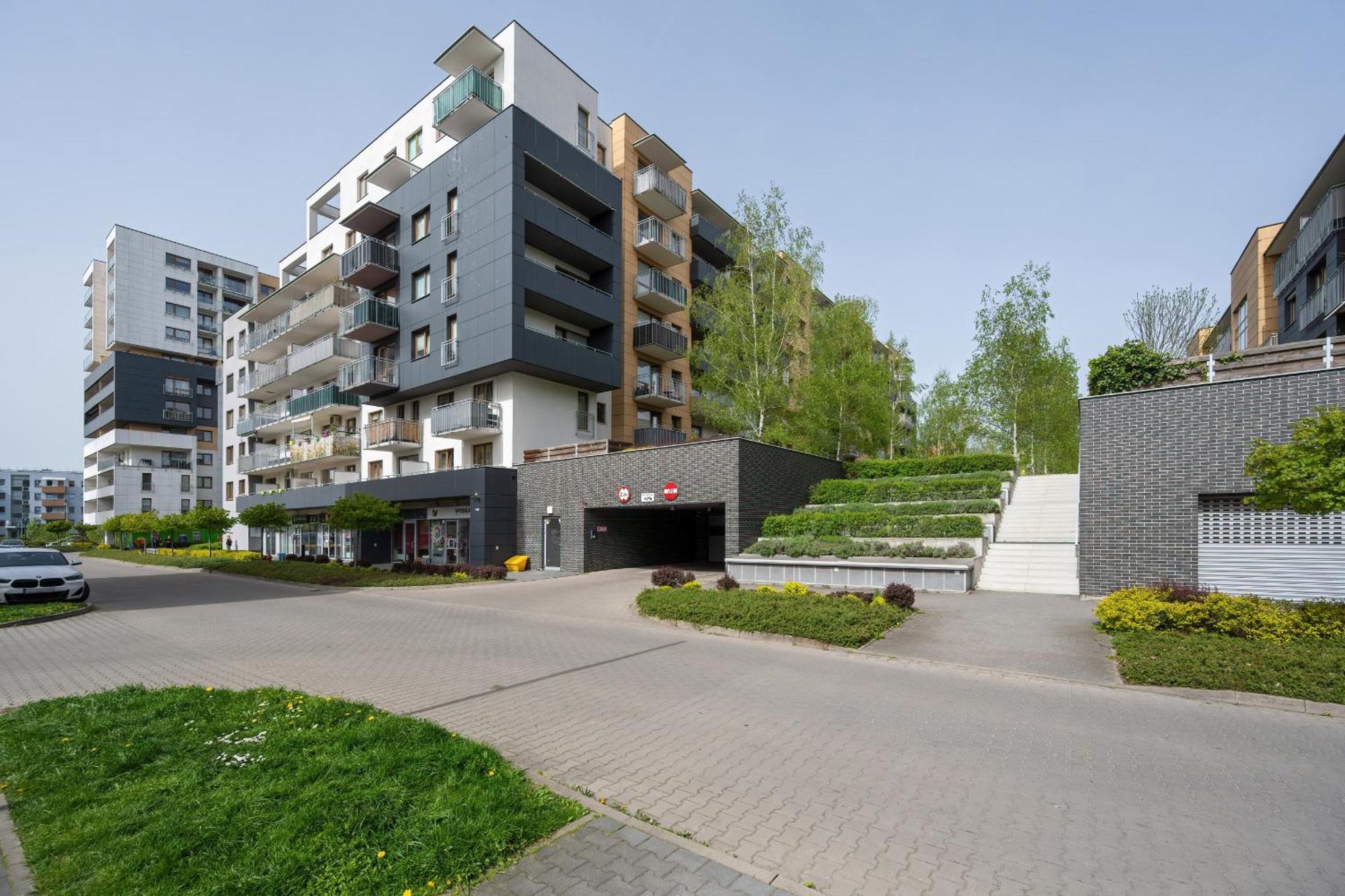 Beautiful With A Spacious Balcony In By Renters Appartamento Breslavia